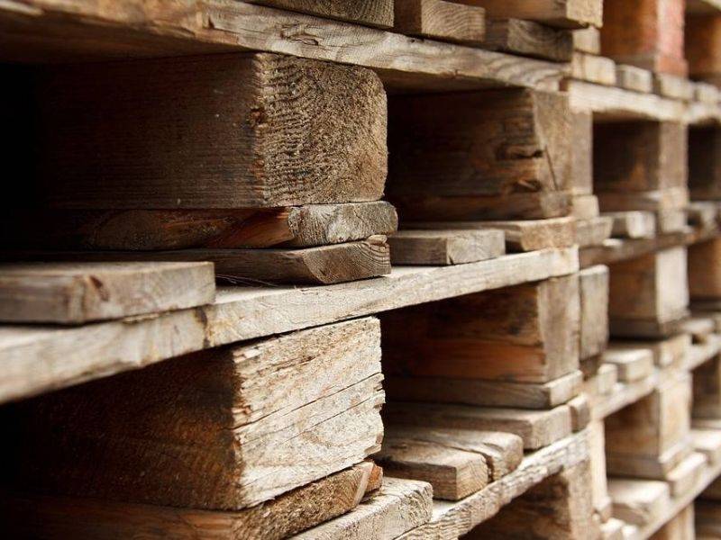 Chargement de palettes sur la région parisienne