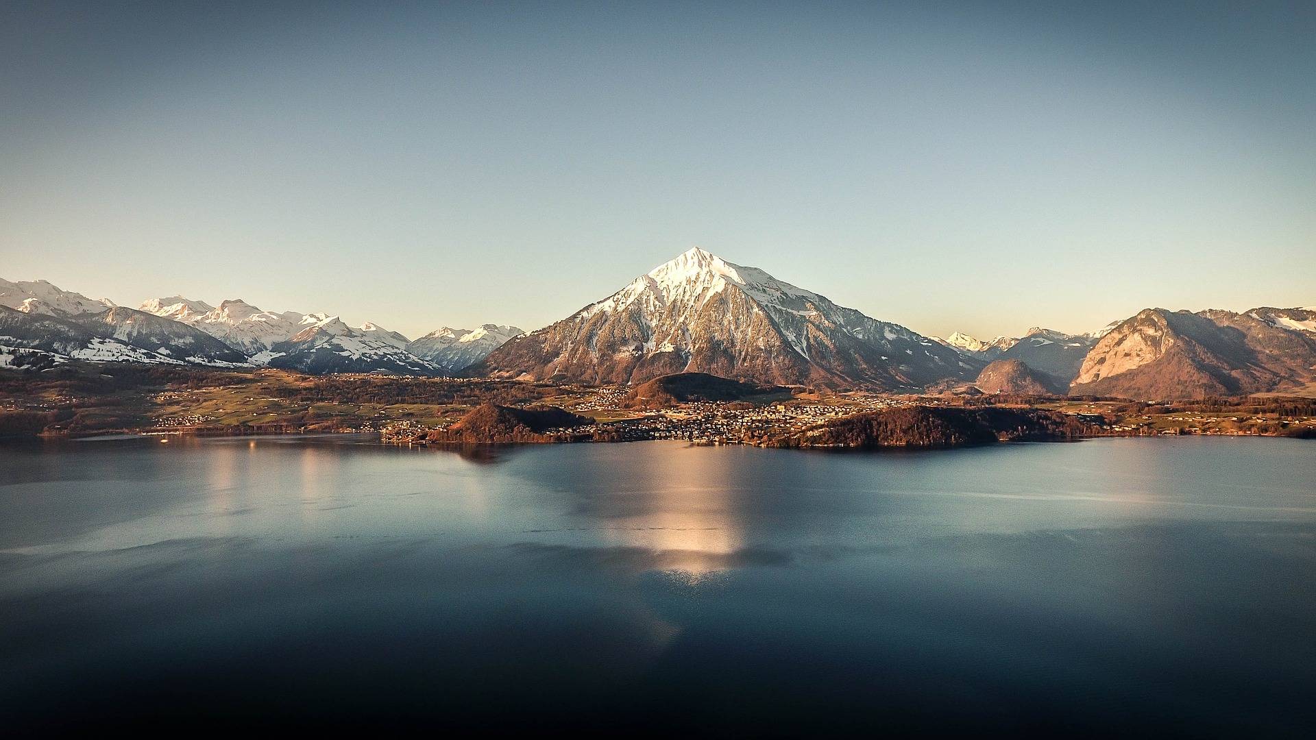 Transporteur routier de marchandises pour professionnel entre la France et la Suisse